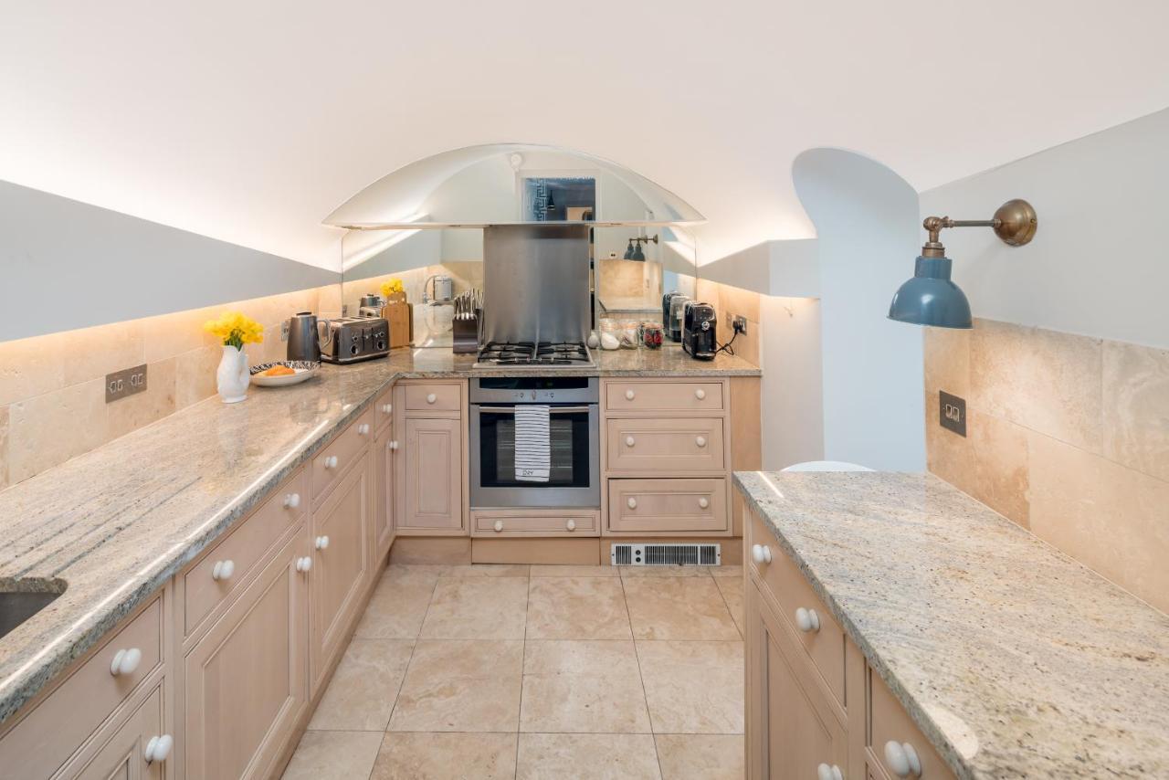 Cozy Flat With Patio In The Heart Of Pimlico Londres Exterior foto